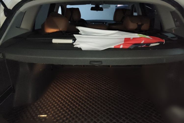 Used BMW X1 2013 sDrive18i Fashion Model Trunk