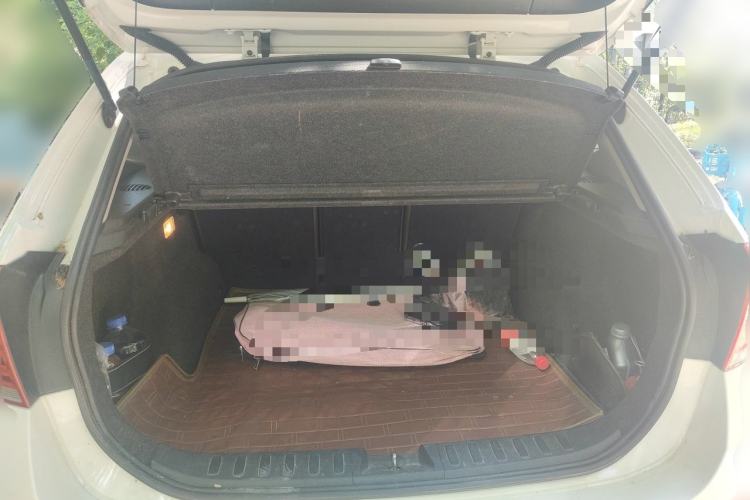Used BMW X1 2013 sDrive18i Fashion Model Trunk