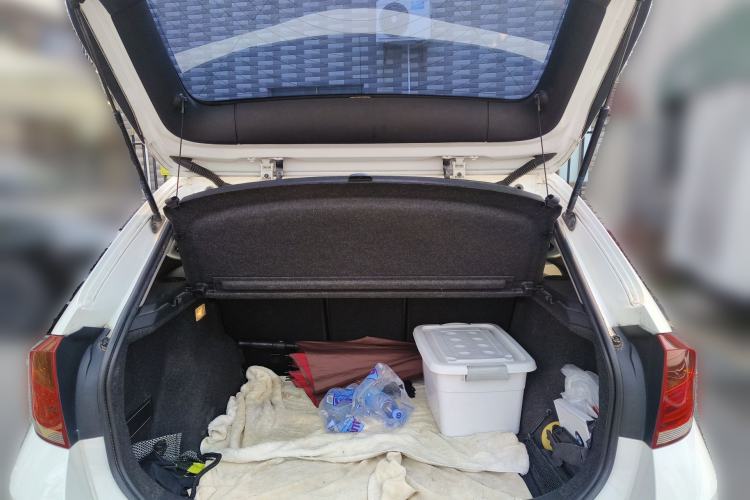 Used BMW X1 2013 sDrive18i Fashion Model Trunk