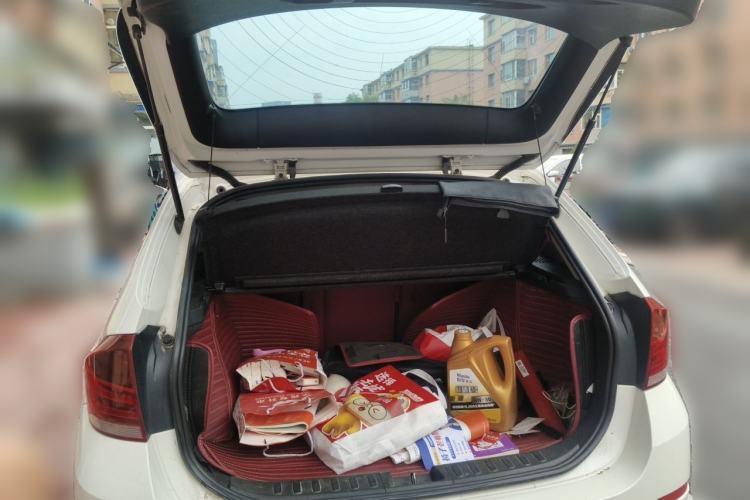 Used BMW X1 2013 sDrive18i Fashion Model Trunk