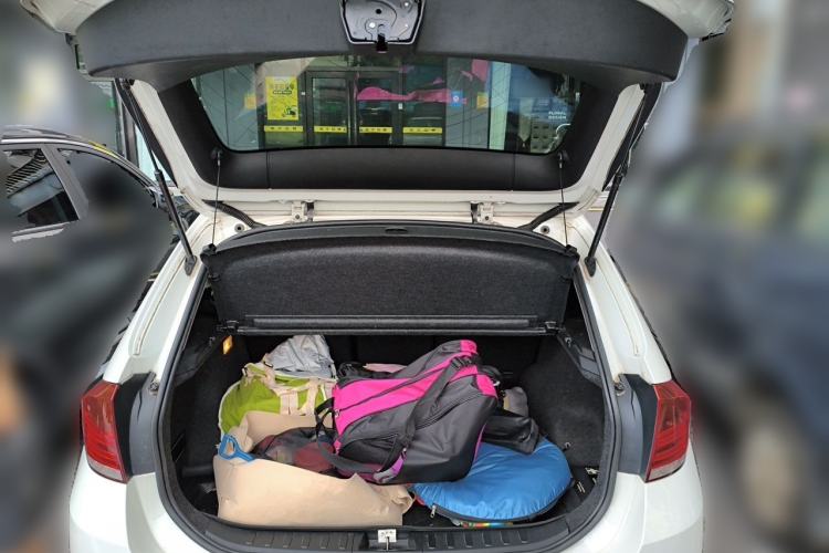 Used BMW X1 2013 sDrive18i Fashion Model Trunk