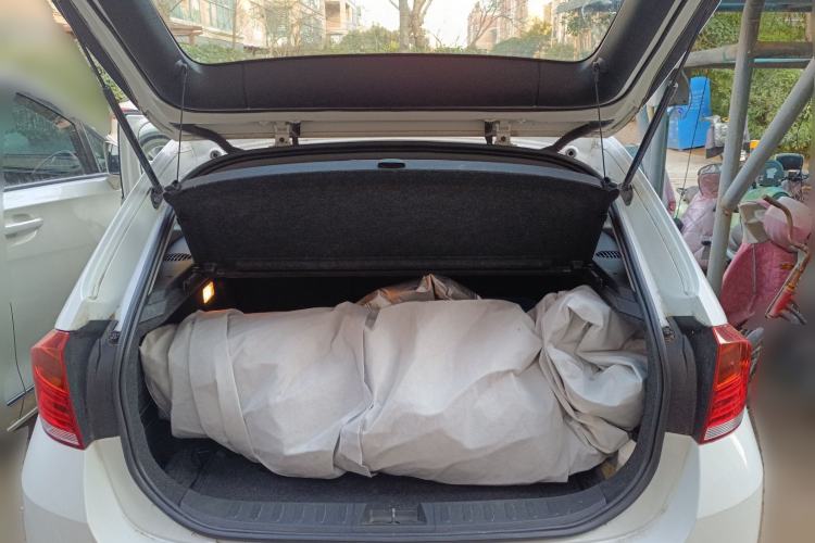 Used BMW X1 2013 sDrive18i Fashion Model Trunk