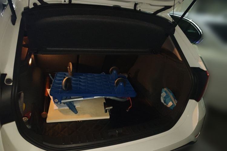 Used BMW X1 2013 sDrive18i Fashion Model Trunk