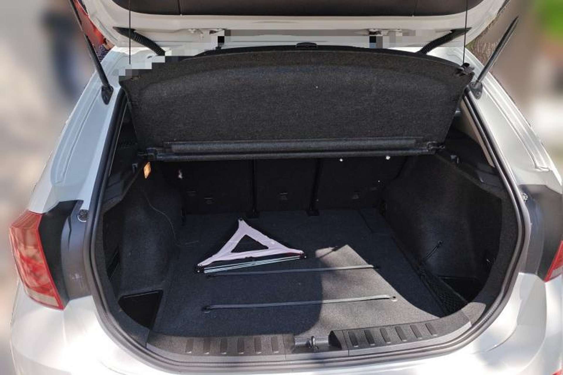 Used BMW X1 2013 sDrive18i Sport Design Package Trunk