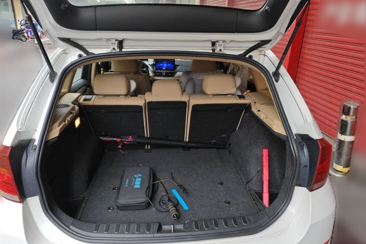 Used BMW X1 2013 sDrive18i Leading Model Trunk
