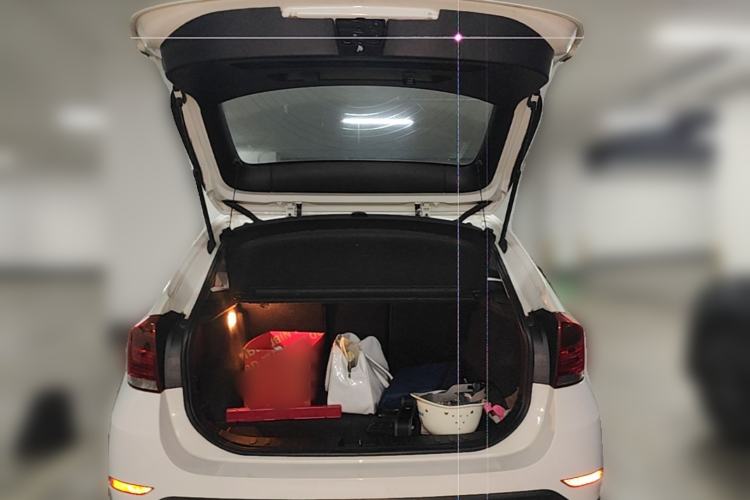 Used BMW X1 2013 sDrive18i Fashion Model Trunk