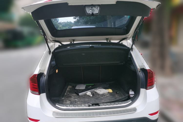 Used BMW X1 2013 xDrive20i X Design Package Trunk