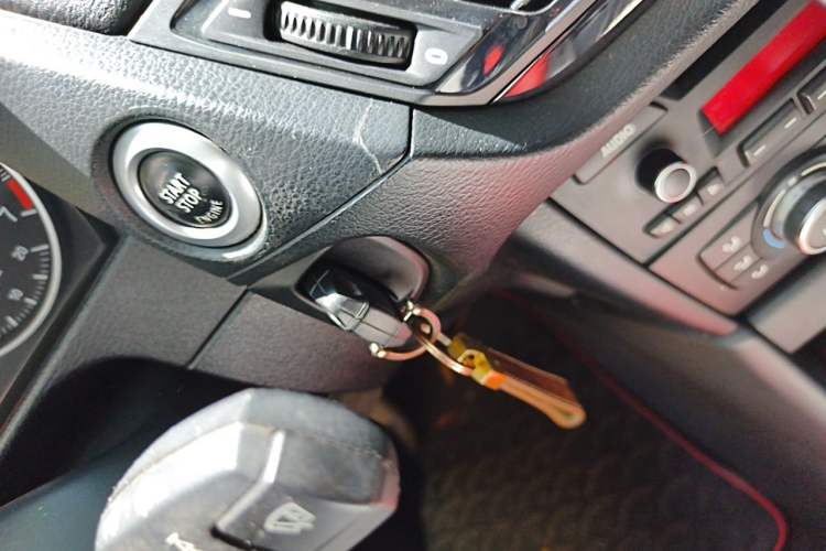 Used BMW X1 2013 sDrive20i Sports Design Package Vehicle Key