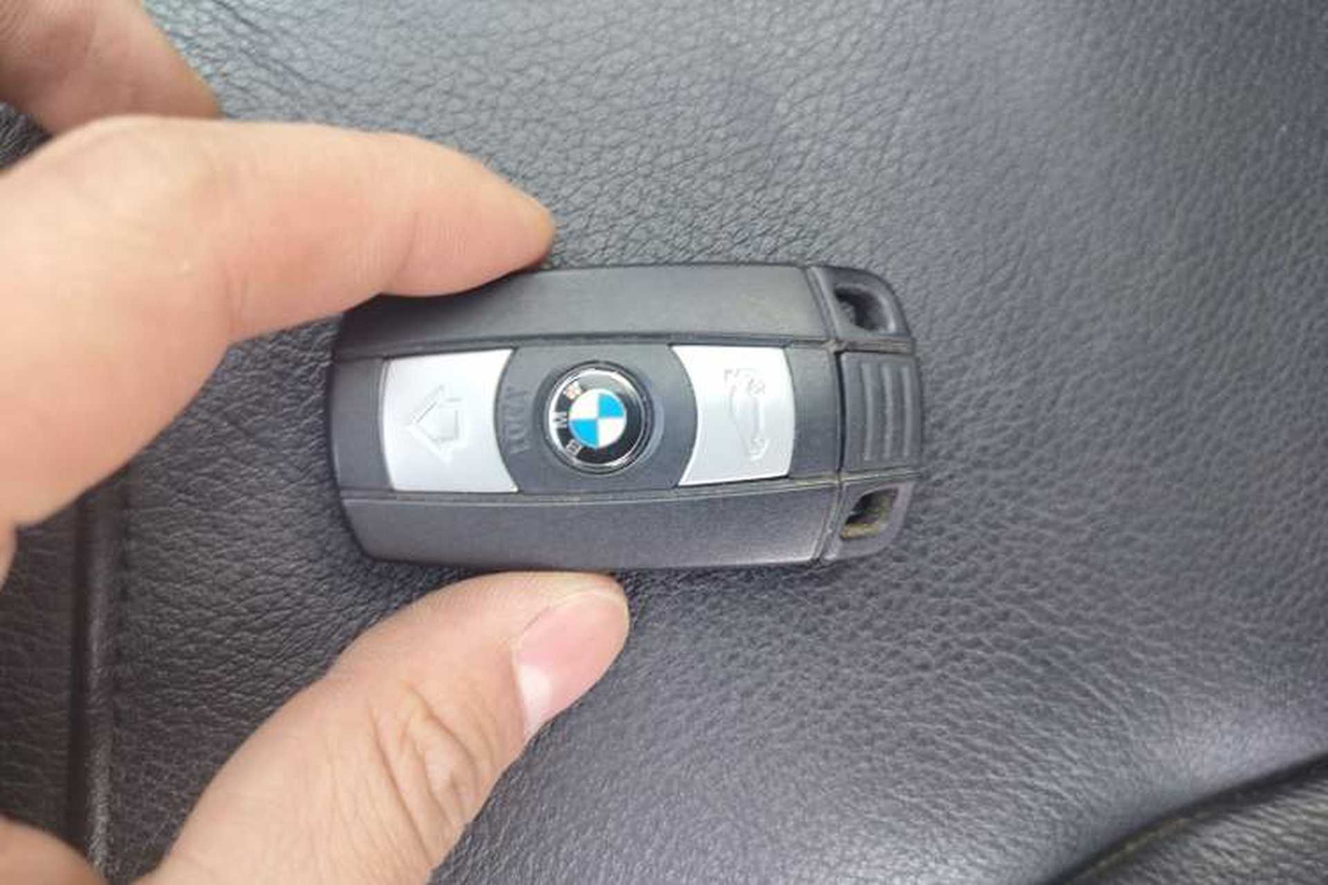 Used BMW X1 2013 sDrive18i Fashion Model Vehicle Key