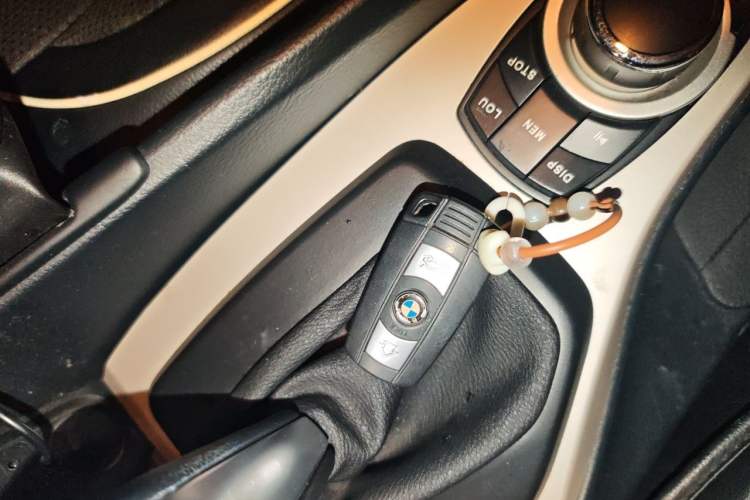 Used BMW X1 2013 sDrive18i Fashion Model Vehicle Key