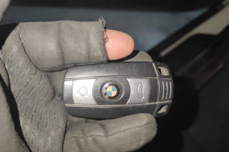 Used BMW X1 2013 sDrive18i Fashion Model Vehicle Key