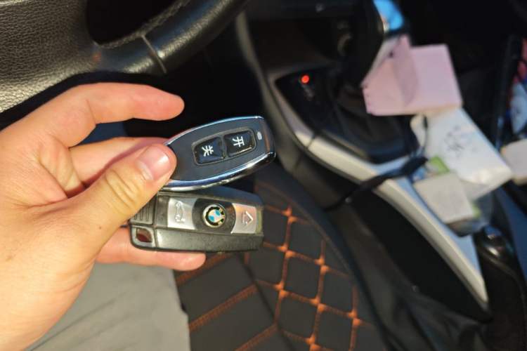 Used BMW X1 2013 sDrive18i Fashion Model Vehicle Key
