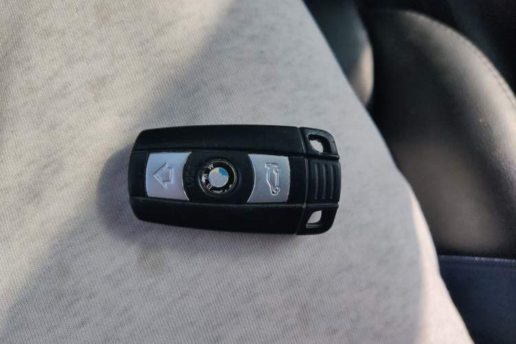 Used BMW X1 2013 sDrive18i Sport Design Package Vehicle Key