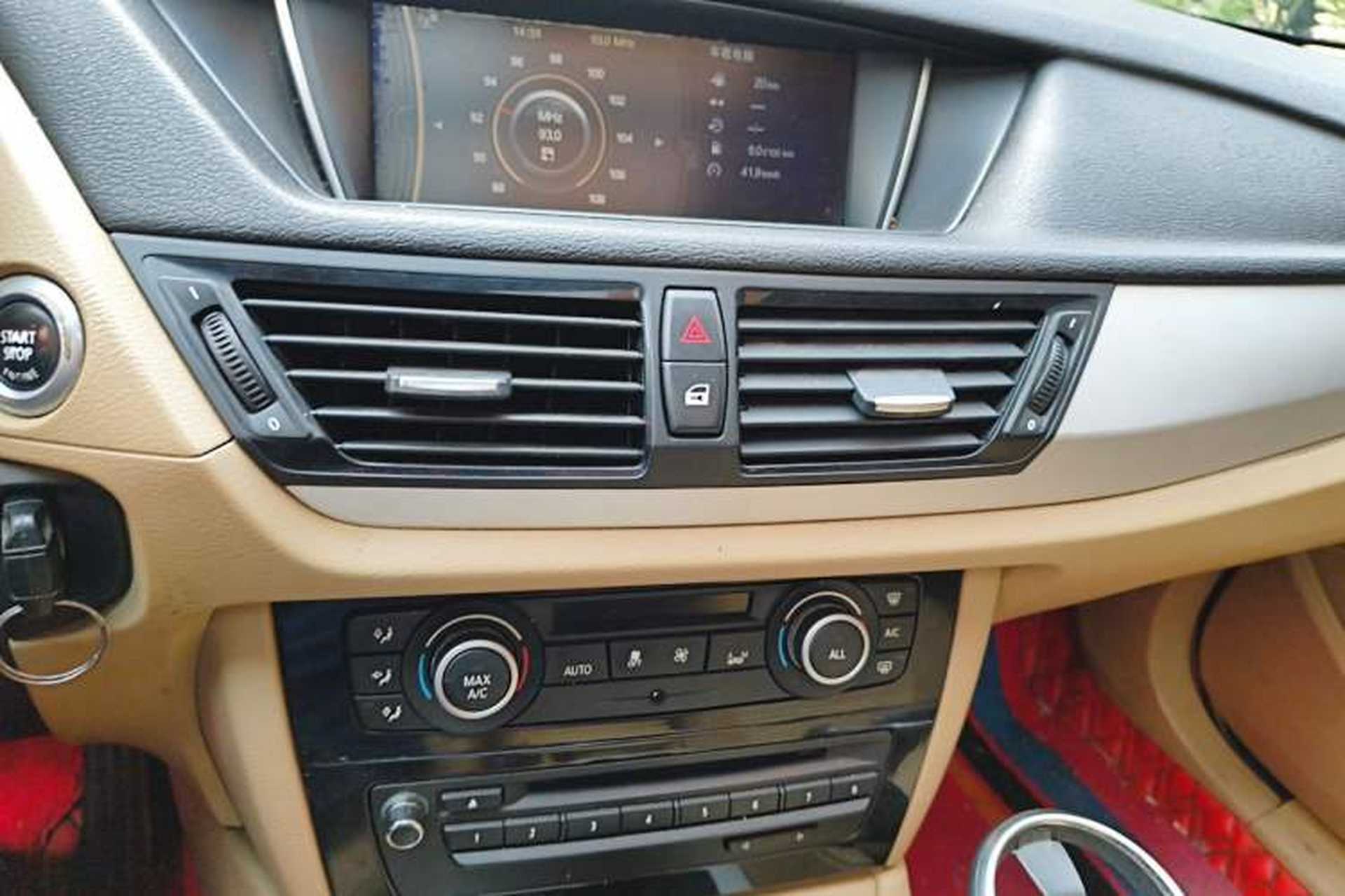 Used BMW X1 2013 sDrive18i Leading Model Audio And AC Panel