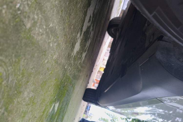 Used BMW X1 2013 sDrive18i Fashion Model Chassis Front Left