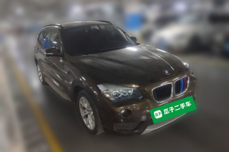 Used BMW X1 2013 sDrive18i Fashion Model Front Right 45 Deg