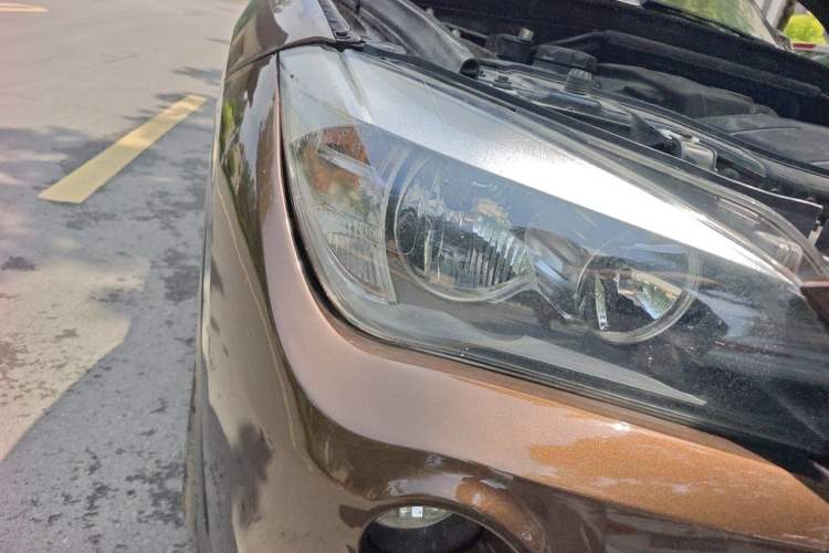 Used BMW X1 2013 sDrive18i Fashion Model Right Front Headlight