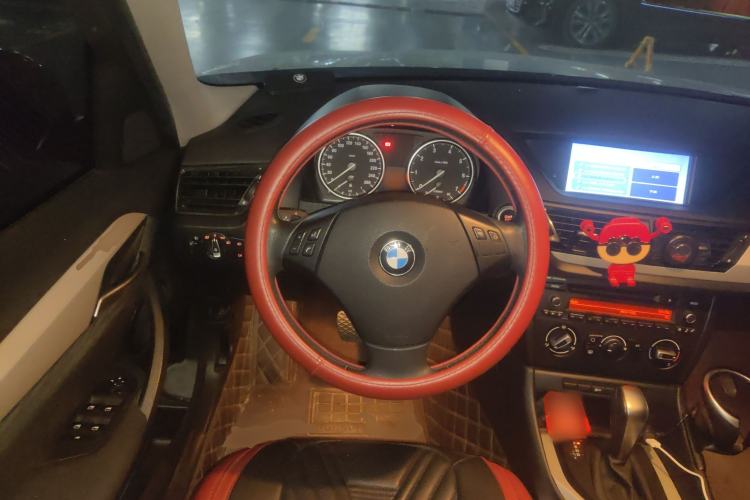 Used BMW X1 2013 sDrive18i Fashion Model Steering Wheel