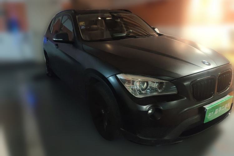 Used BMW X1 2014 sDrive18i Leading Model Front Right 45 Deg