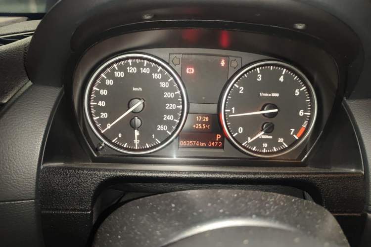 Used BMW X1 2014 sDrive18i Leading Model Instrument Cluster