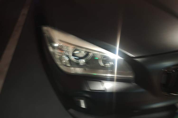 Used BMW X1 2014 sDrive18i Leading Model Right Front Headlight