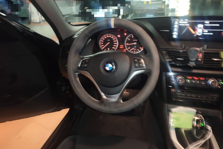 Used BMW X1 2014 sDrive18i Leading Model Steering Wheel
