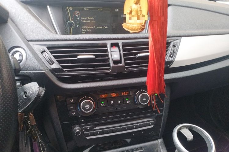 Used BMW X1 2014 sDrive18i Leading Model Audio And AC Panel