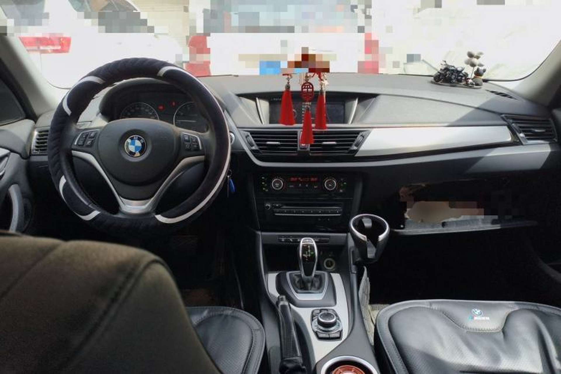 Used BMW X1 2014 sDrive18i Leading Model Center Console