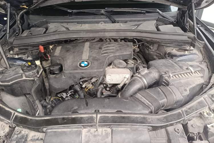 Used BMW X1 2014 sDrive18i Fashion Model Engine Bay