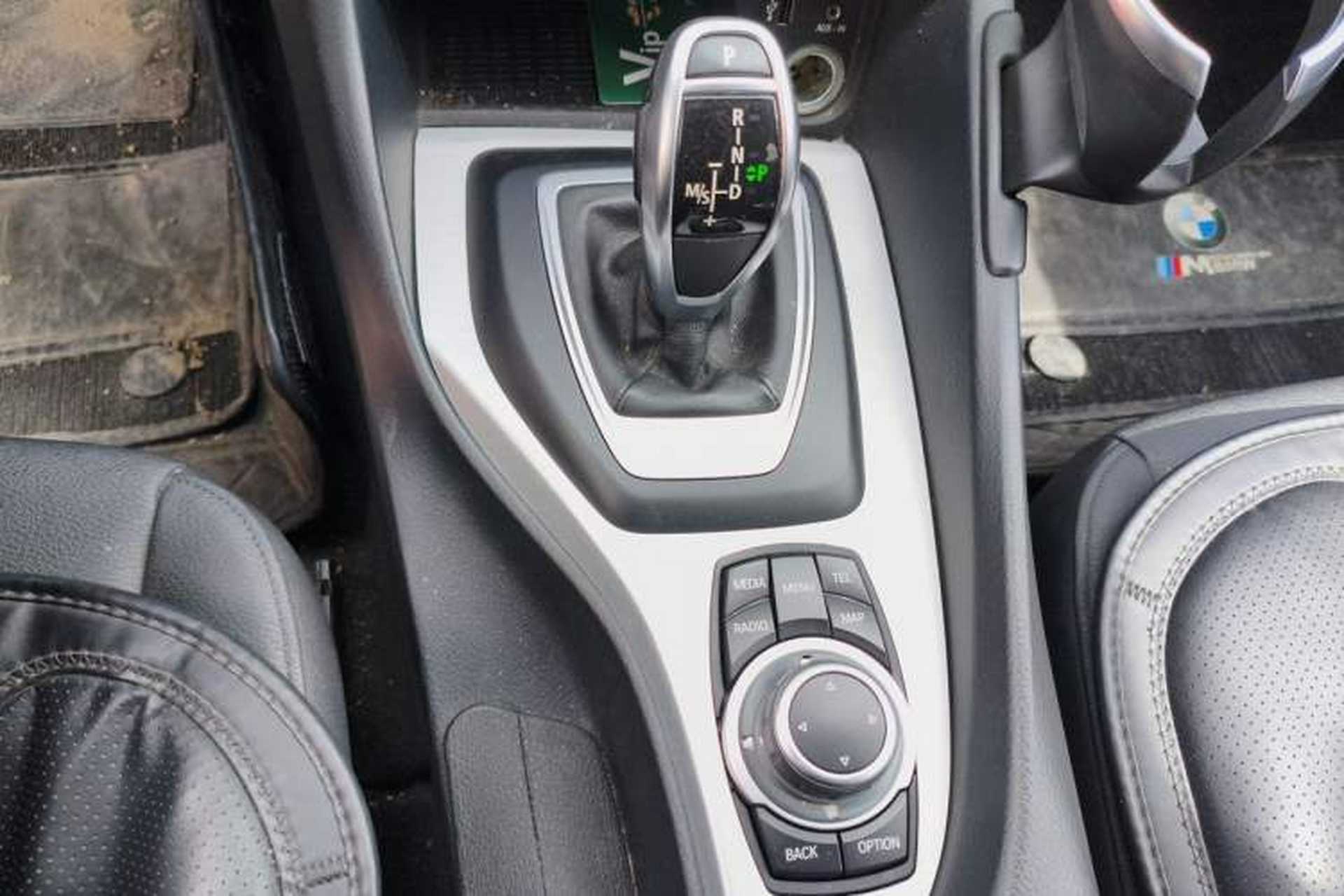 Used BMW X1 2014 sDrive18i Leading Model Gear Lever