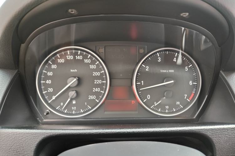 Used BMW X1 2014 sDrive18i Fashion Model Instrument Cluster
