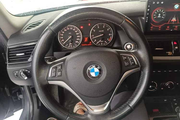 Used BMW X1 2014 sDrive18i Fashion Model Steering Wheel