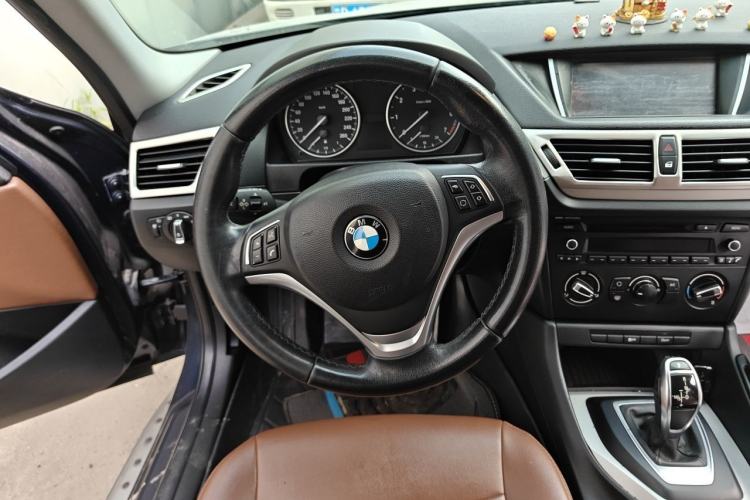 Used BMW X1 2014 sDrive18i Fashion Model Steering Wheel
