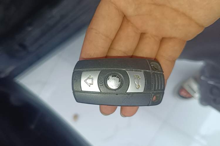 Used BMW X1 2014 sDrive18i Fashion Model Vehicle Key
