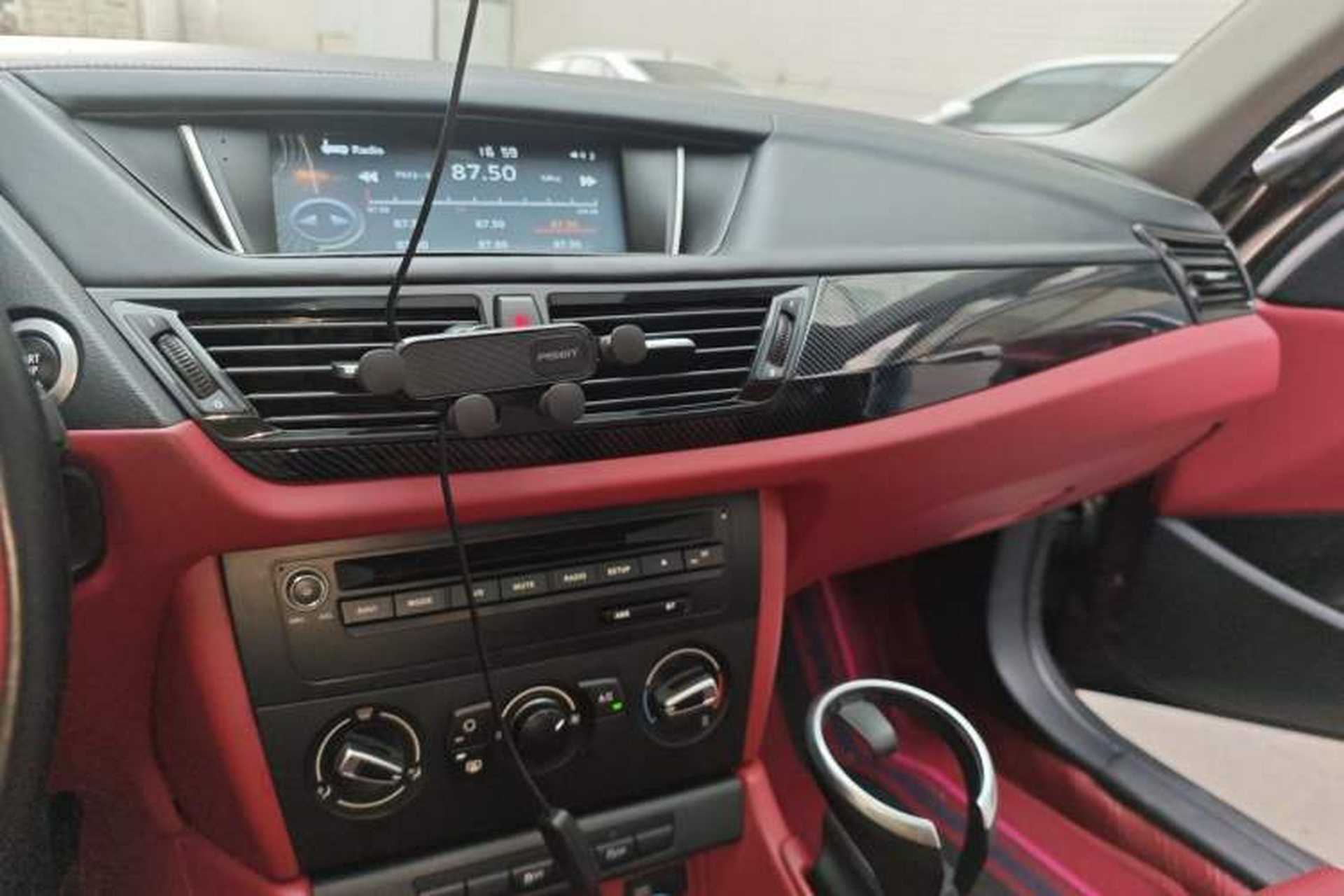 Used BMW X1 2014 sDrive18i Fashion Model Audio And AC Panel