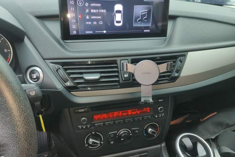 Used BMW X1 2014 sDrive18i Fashion Model Audio And AC Panel