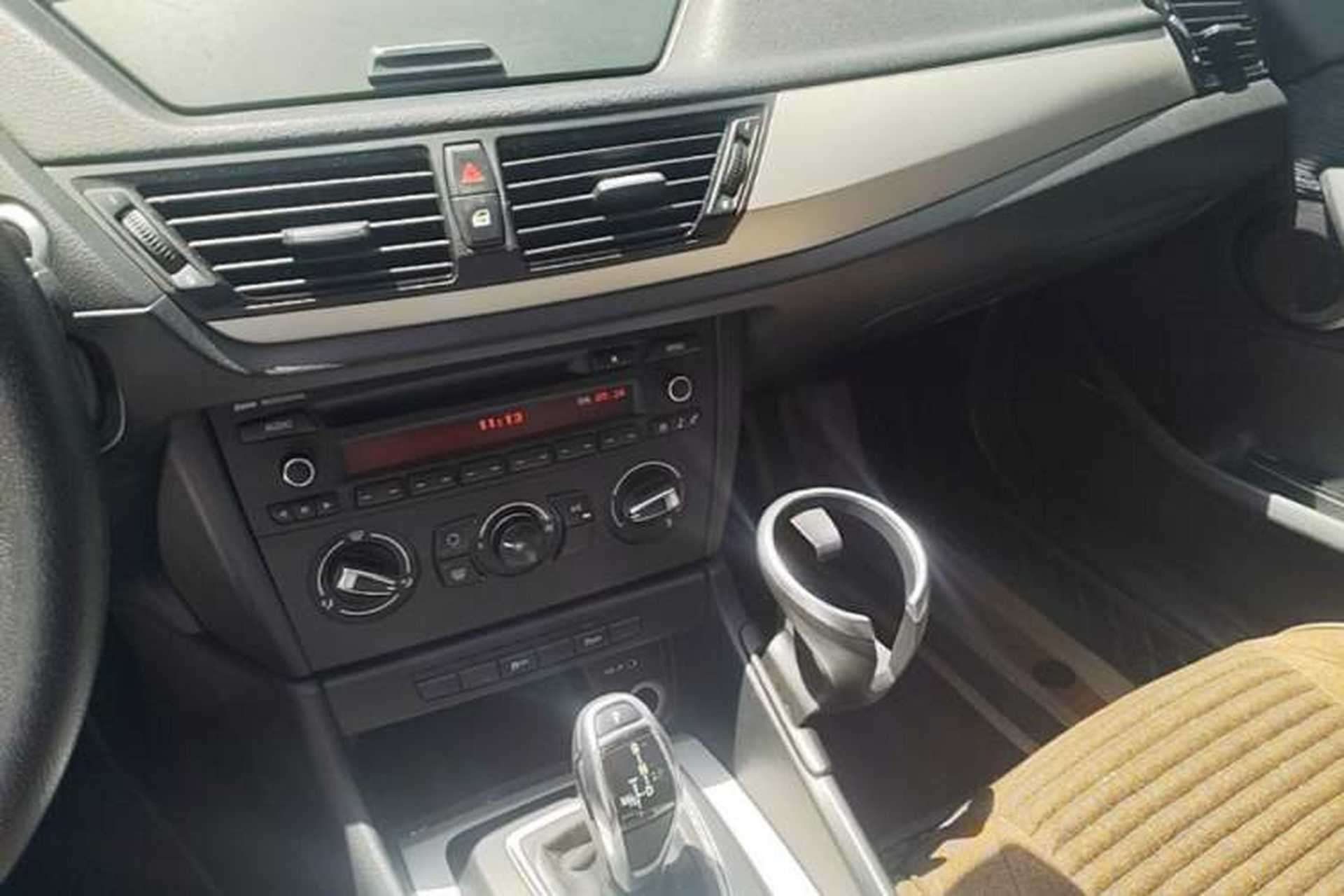 Used BMW X1 2014 sDrive18i Fashion Model Audio And AC Panel