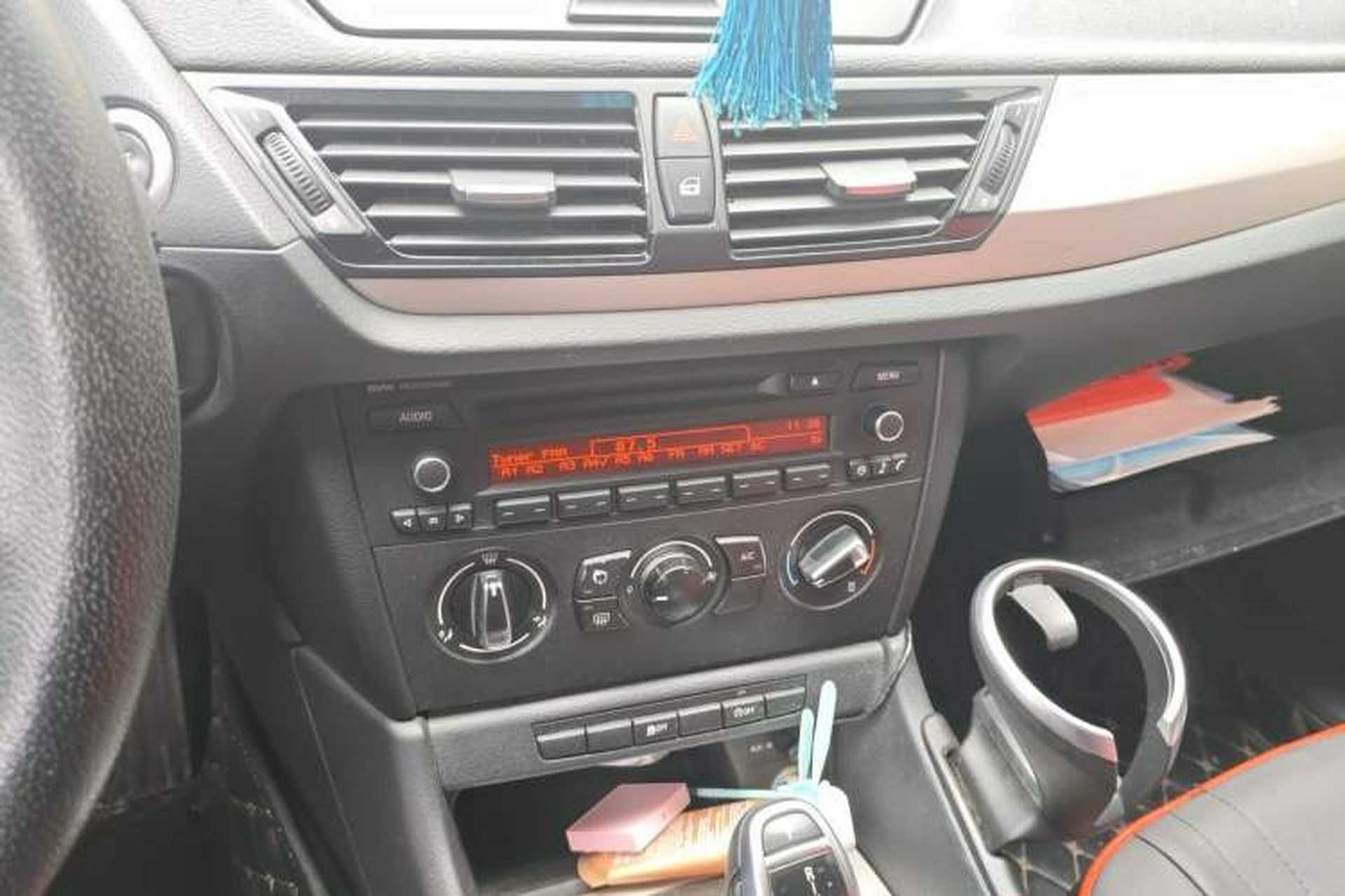 Used BMW X1 2014 sDrive18i Fashion Model Audio And AC Panel