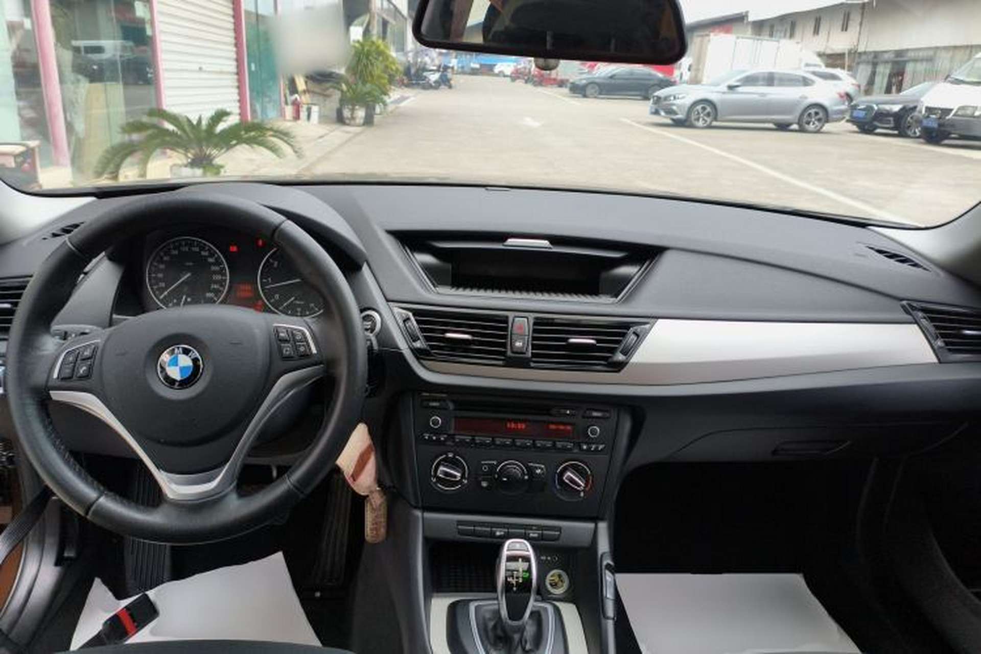 Used BMW X1 2014 sDrive18i Fashion Model Center Console