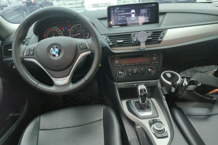 Used BMW X1 2014 sDrive18i Fashion Model Center Console