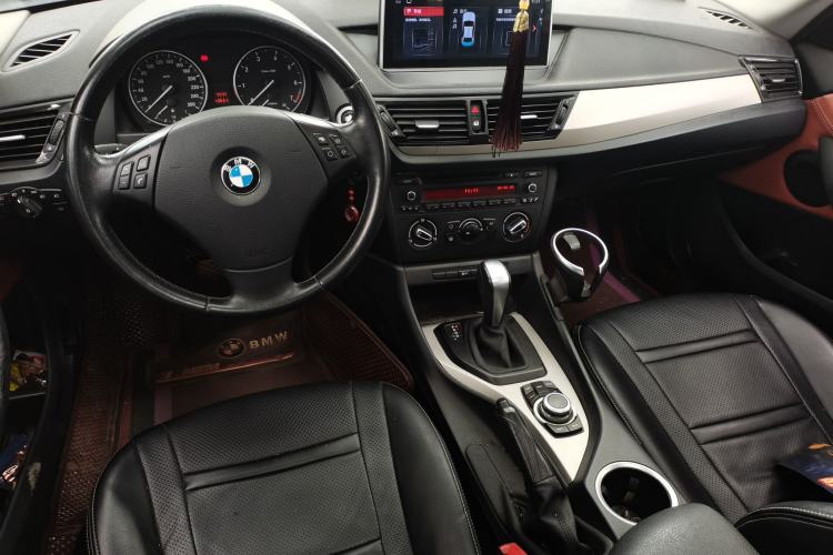 Used BMW X1 2014 sDrive18i Fashion Model Center Console