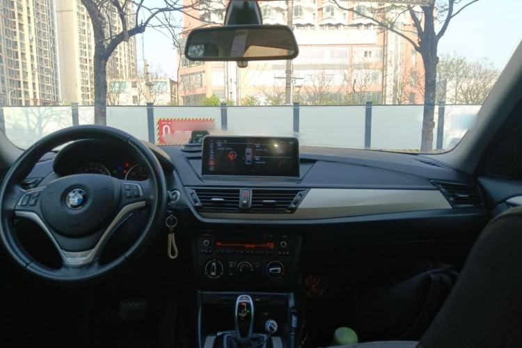 Used BMW X1 2014 sDrive18i Fashion Model Center Console