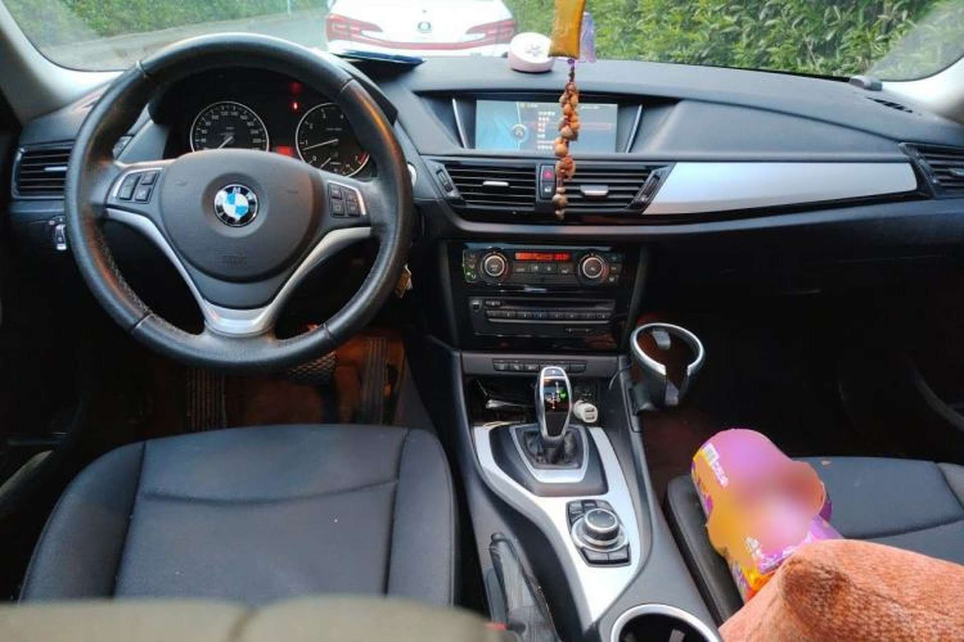Used BMW X1 2014 sDrive18i Leading Model Center Console