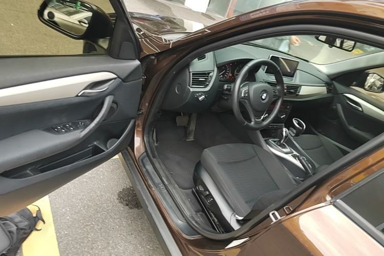 Used BMW X1 2014 sDrive18i Fashion Model Driver Seat