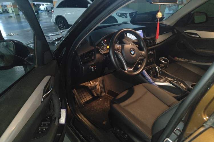 Used BMW X1 2014 sDrive18i Leading Model Driver Seat