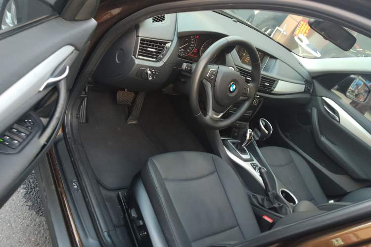 Used BMW X1 2014 sDrive18i Leading Model Driver Seat