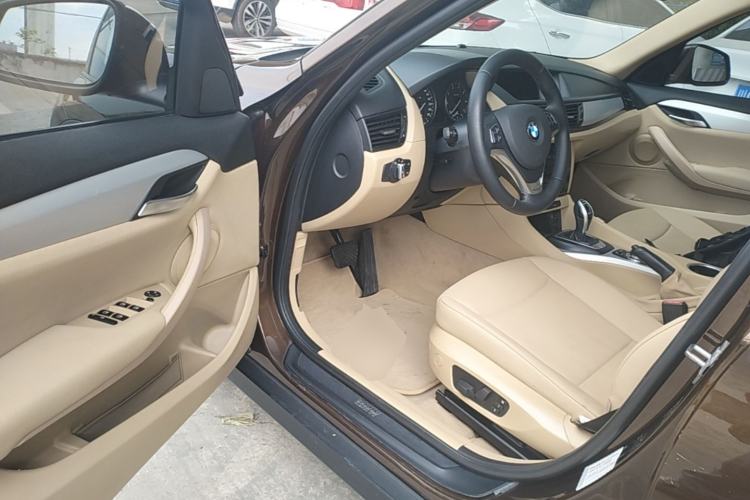 Used BMW X1 2014 sDrive18i Leading Model Driver Seat