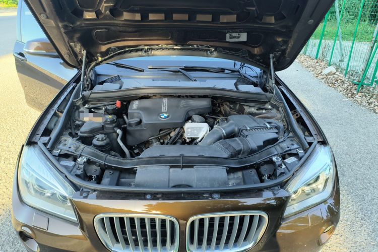 Used BMW X1 2014 xDrive20i X Design Package Engine Bay