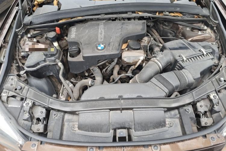 Used BMW X1 2014 sDrive18i Fashion Model Engine Bay