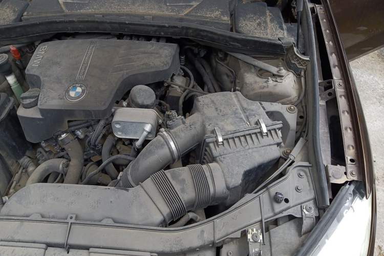 Used BMW X1 2014 sDrive18i Leading Model Engine Bay Left
